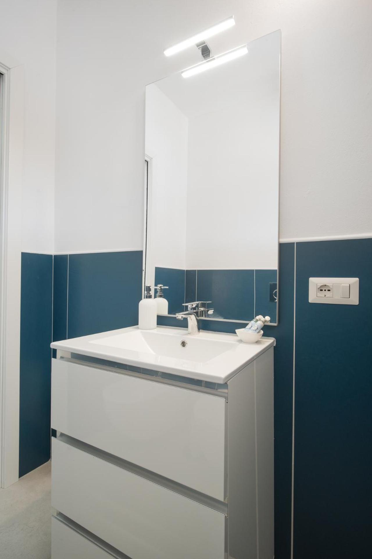 Ambra Holiday Rooms - Rooms & Beach San Teodoro  Buitenkant foto