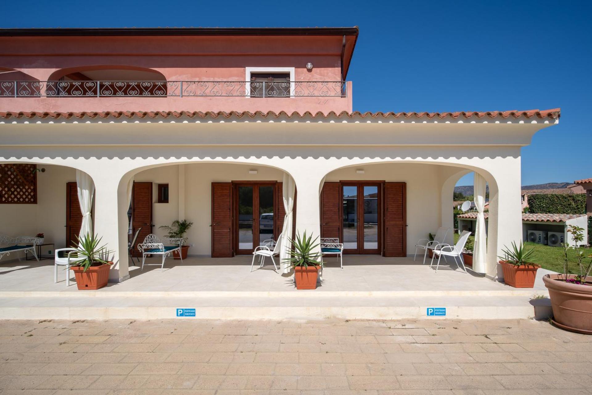 Ambra Holiday Rooms - Rooms & Beach San Teodoro  Buitenkant foto
