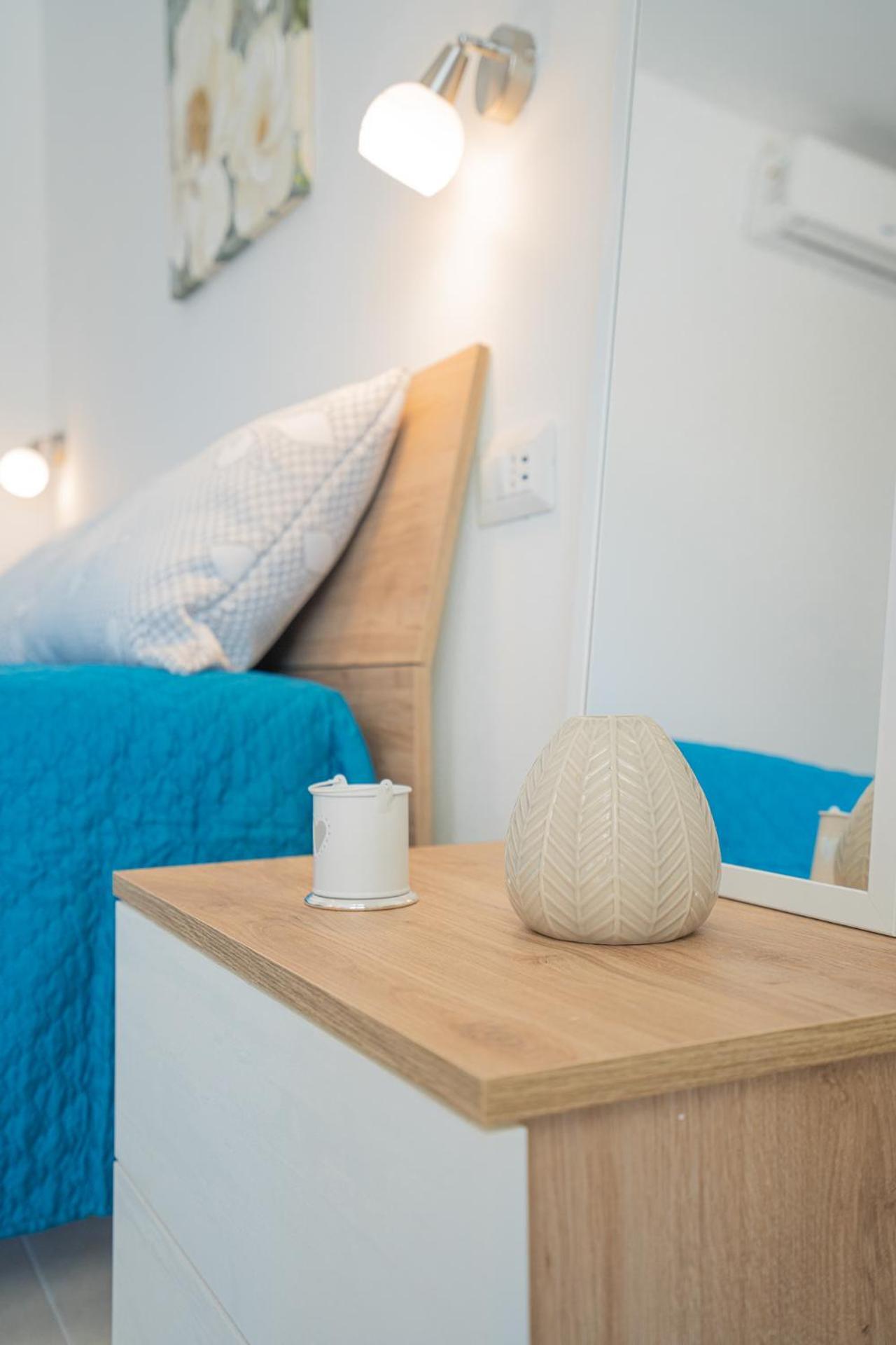 Ambra Holiday Rooms - Rooms & Beach San Teodoro  Buitenkant foto